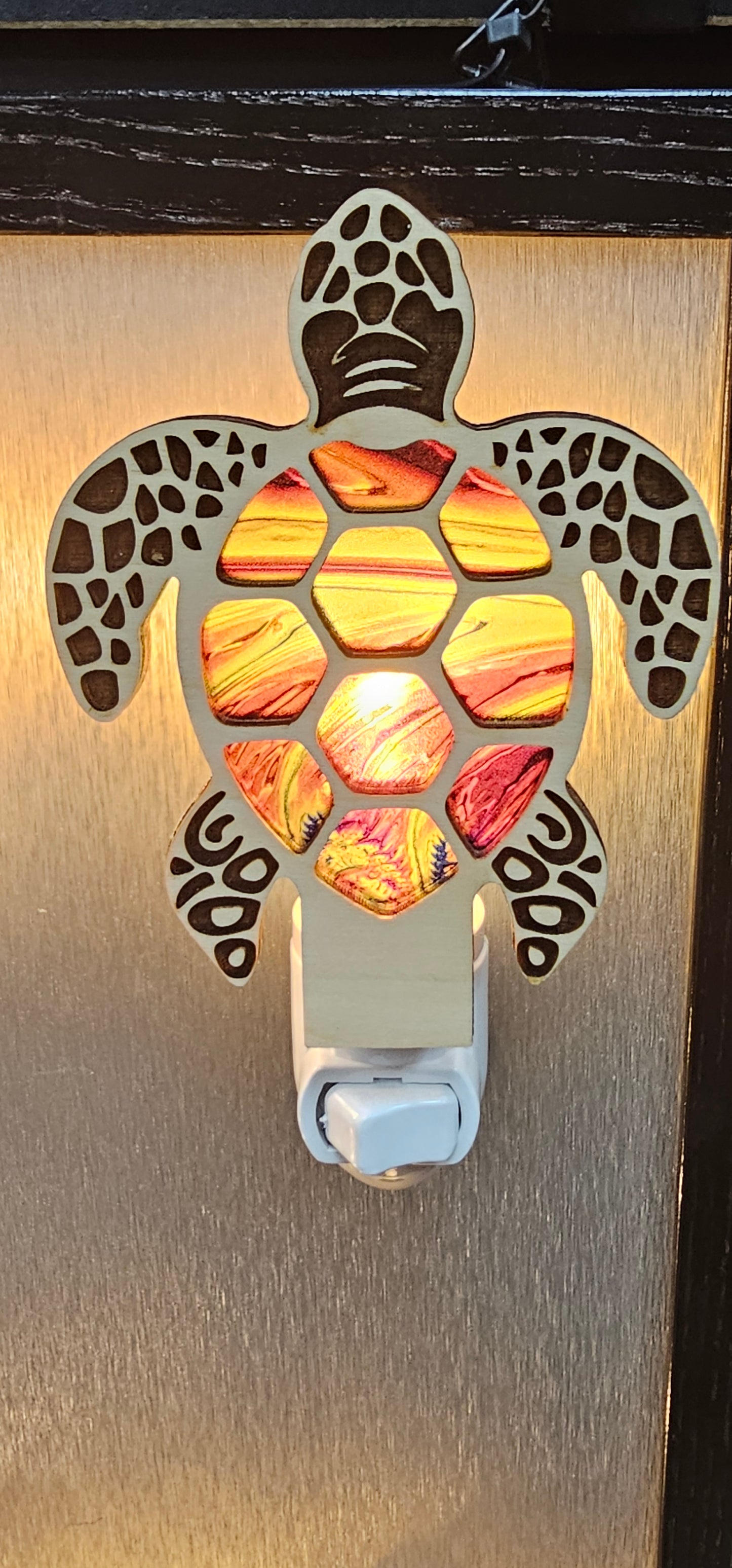 Sea Turtle Night Light - Stained Glass-Inspired Turtle Nightlight – LED Accent Light