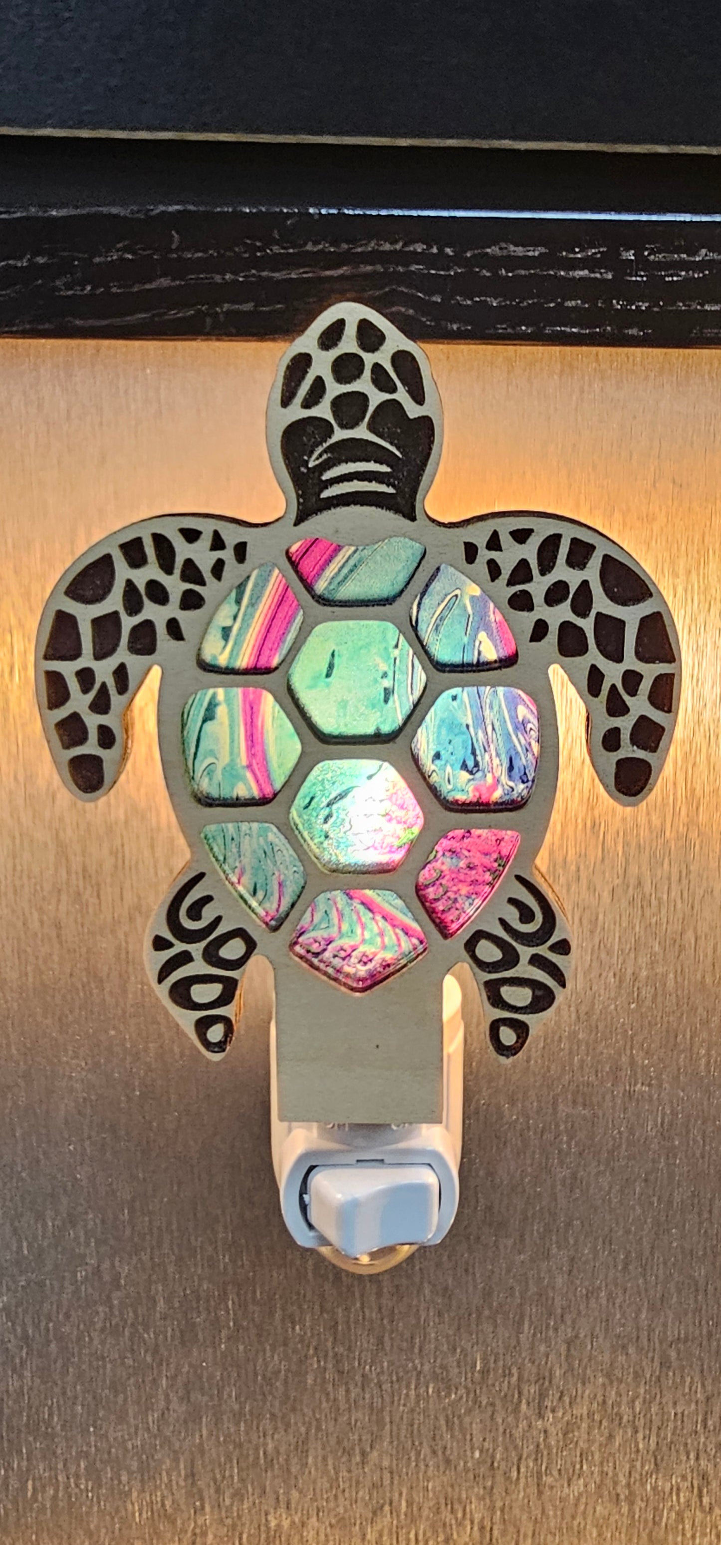 Sea Turtle Night Light - Stained Glass-Inspired Turtle Nightlight – LED Accent Light
