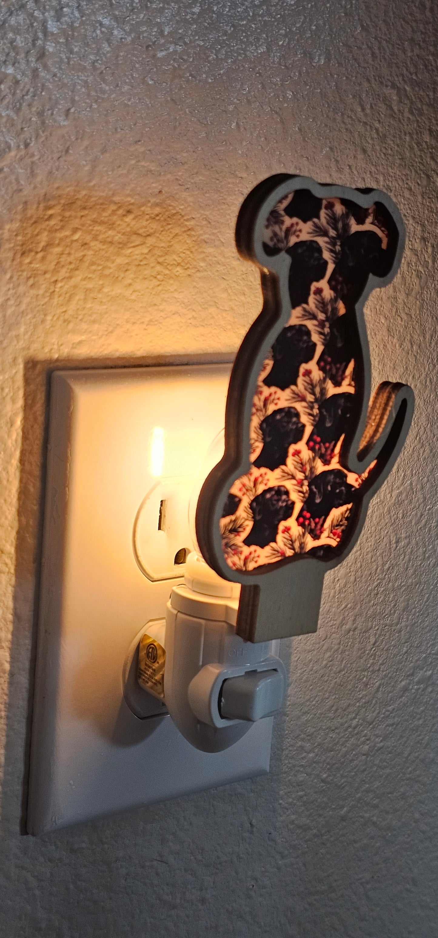 Dog Lovers LED Nightlight | Black Lab Night Light