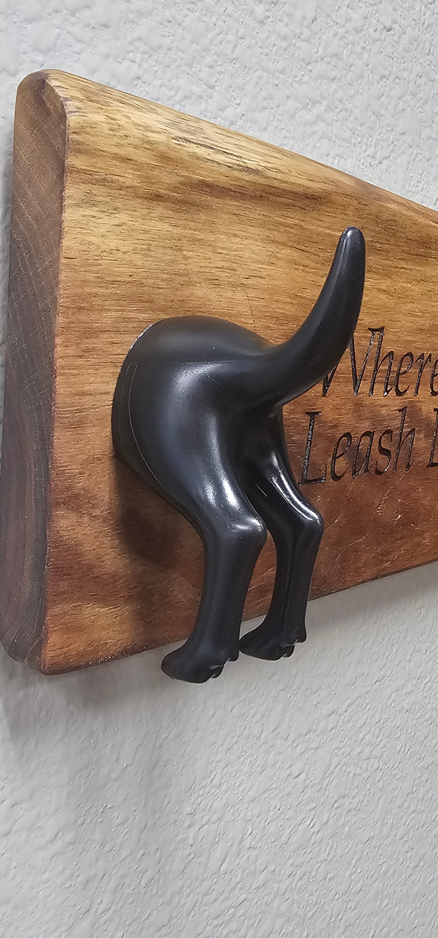Walnut Bone Shaped Leash Holder Wall Art (Wholesale)